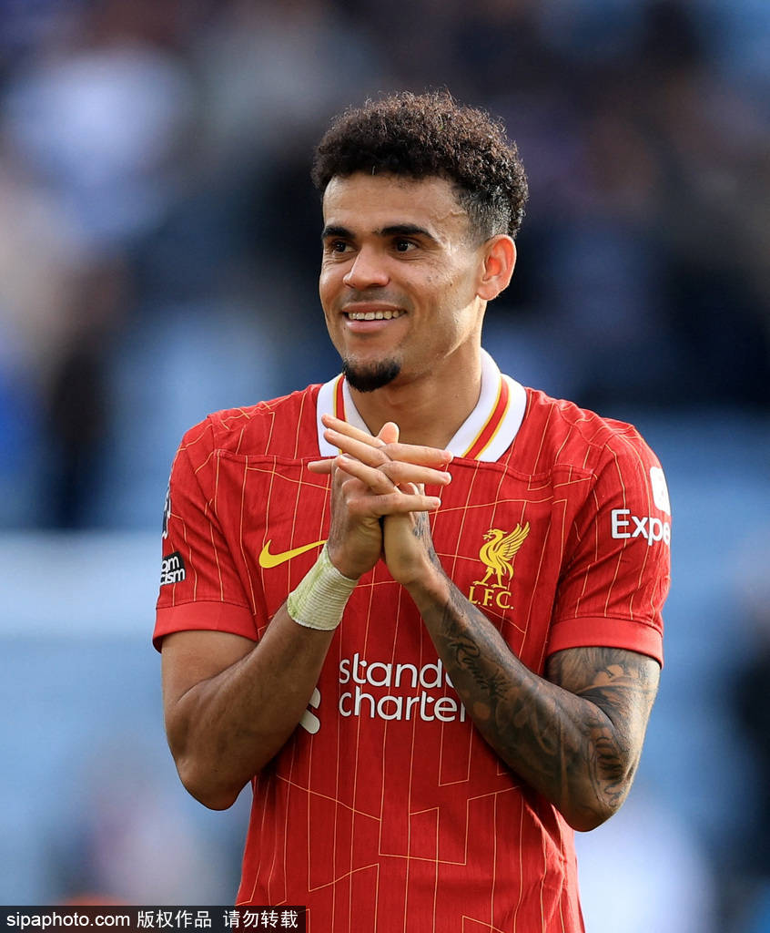 来自世界各 来自世界各